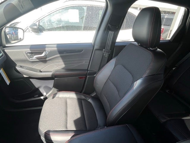 2024 Ford Escape ST-Line w/Adaptive Cruise Control + Heated Steering Wheel